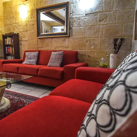 Centre - 1 Bedroom Historic Townhouse La Valeta